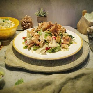 Цезар с хрупкави калмари(300 гр.)