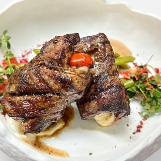 Рулет из телятины с сыром 