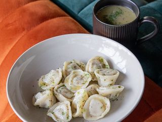 Pierogi z śmietaną