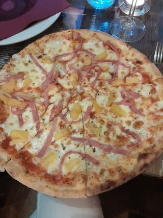 Pizza Tropical