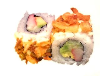 86.Cangrejo, Aguacate, Pepino Y Cebolla Crujiente (8 Uds.)