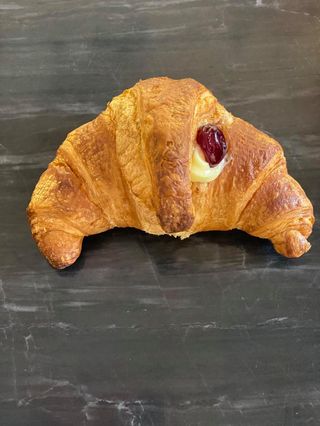 Cornetto crema e amarena