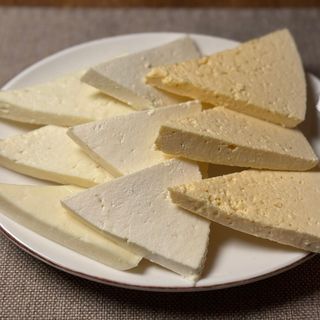 ქართული ყველის დაფა (450 გრ)