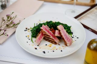 Steak de ton cu spanac