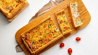 Киш с семгой