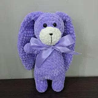 Зайчик з довгими вухами 