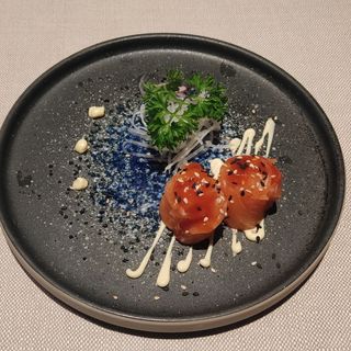 GUNKAN SALMONE PICCANTE