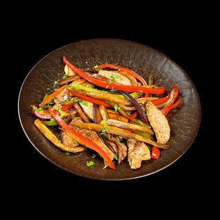 Свински фитилчета със зеленчуци (350г)