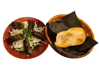 Wara’a ‘ineb Rice & Vegetables (veggie) - Gołąbki z Liści Winogron z + Pita