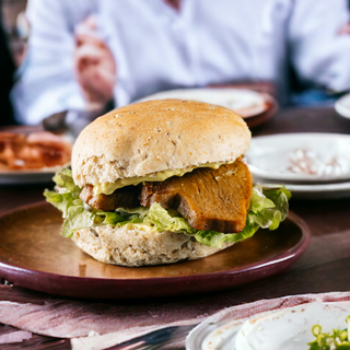 Seitan burger