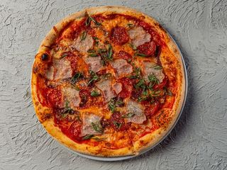 Піца з чорізо (500g)