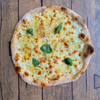 Pizza Quattro Formaggi  Ø30cm