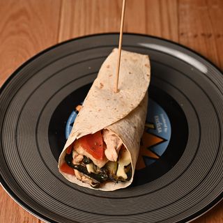 Tortilla piletina Mediterraneo