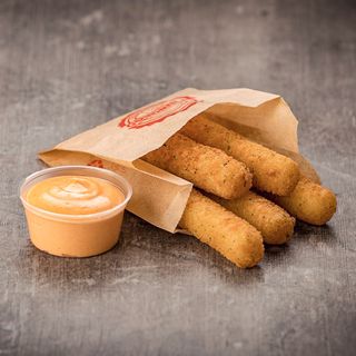 Palitos de mozarella