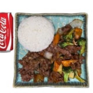 99 Arroz blanco con wok de ternera 