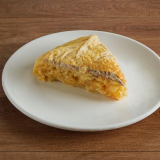 Tortilla De Atún Y Mayonesa Mediana