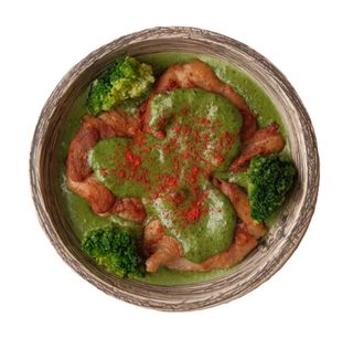 Чкмерулі з базиліковим соусом (360 г)