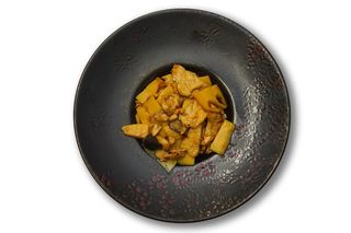 812. Pollo bambu e funghi