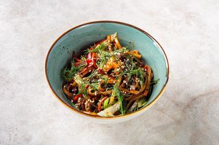 ЛАПША WOK С КУРИЦЕЙ
