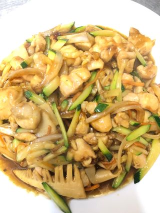 A58. Pollo Con Verduras