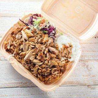 Plato Kebab + Pan + Agua (50 Cl.)