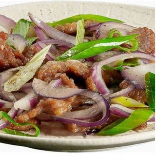 Ternera Con Cebolla Y Pimienta Negra