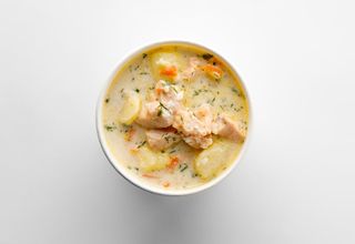 Supă Lohikeitto cu somon