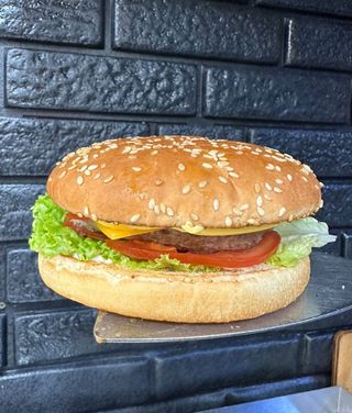 Бургер с говядиной (250г)