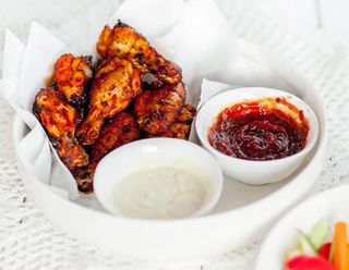 Skrzydełka w panierce BBQ