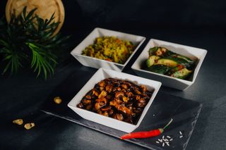 Kurczak z orzechami nerkowca 460g