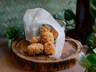 Крокети з сиром та хамоном (180г)