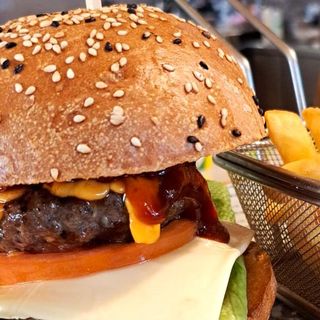 Класически бургер In-House - 400 гр.