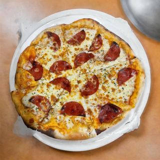 Pizza De Salami (30 Cm.)