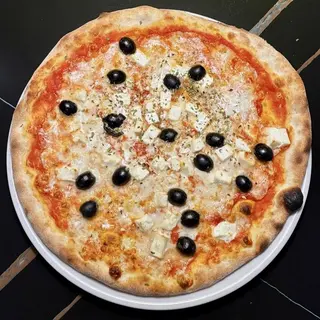 PIZZA FETA KALAMATA (30Cm.)