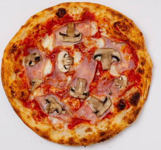 Pizza Prosciutto Funghi