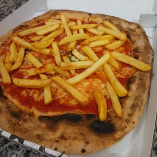 Margherita con patatine 