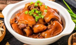 Maiale in salsa piccante