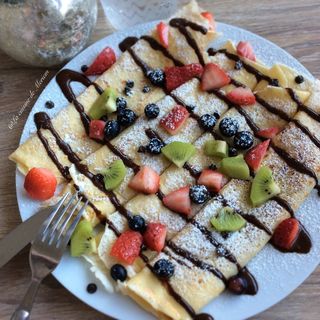 Crêpes Nutella aux Fruits 