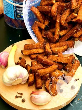 Grzanki smażone o smaku czosnkowym 100gr