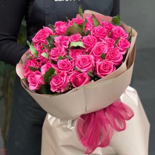 31 троянда Каренза