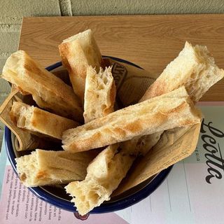 Focacce Fatta In Casa (180 G.)