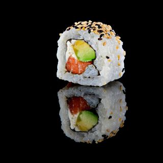 Salmón Roll (8 Uds.)