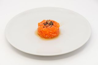 6. Tartar di salmone