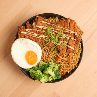 Yakisoba Pollo Crujiente 
