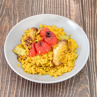 Paella de pollo