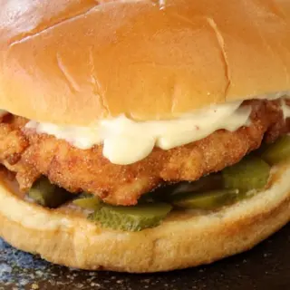 Hamburguesa Con Pollo Y Bacon