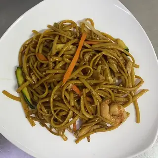 Tallarines Con Tres Delicias