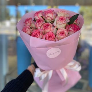 13 троянд Джумілія