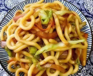 7. Tallarines Udon