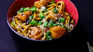 ორაგულის ნუდელსი